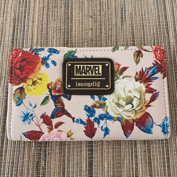 Loungefly Handbags - Loungefly Captain Marvel Wallet